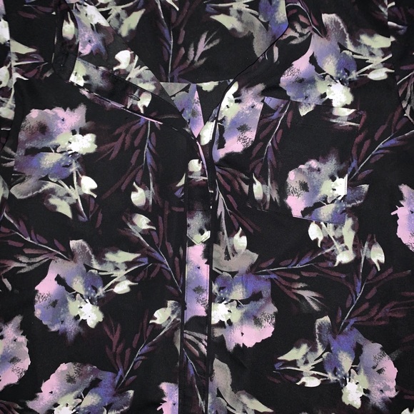 Simply Vera VeraWang Womens Floral Button Down - Picture 3 of 5